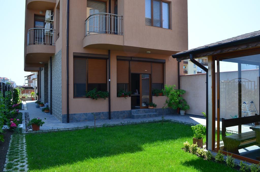 Guest House Georgievi พรีมอร์สโก ภายนอก รูปภาพ