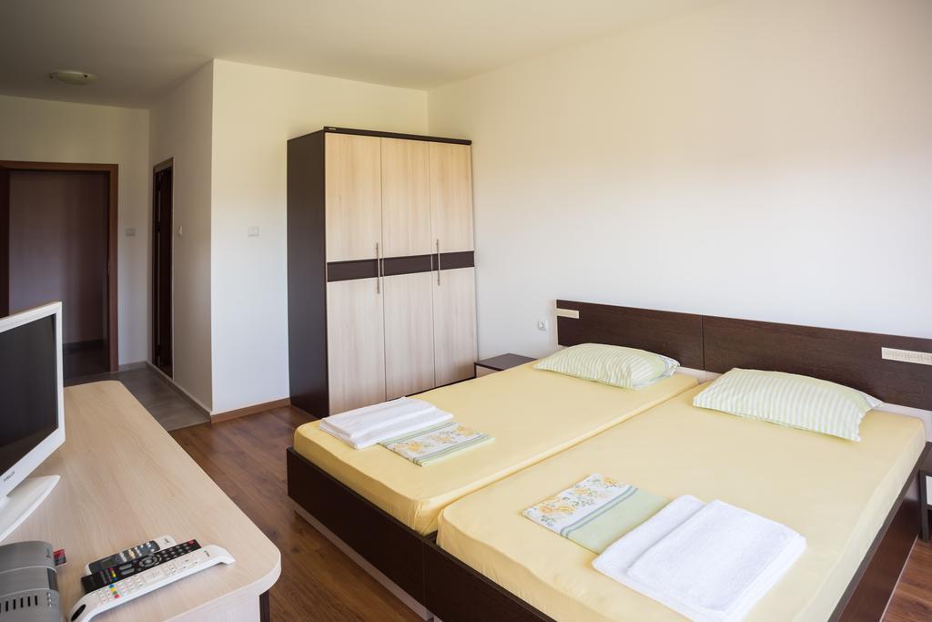 Guest House Georgievi พรีมอร์สโก ภายนอก รูปภาพ